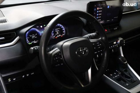 Toyota RAV4 2023 - фото 17