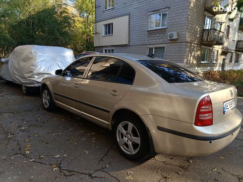 Skoda Superb 2005 бежевый - фото 11