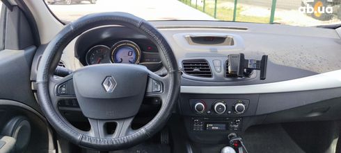 Renault Megane 2013 белый - фото 9