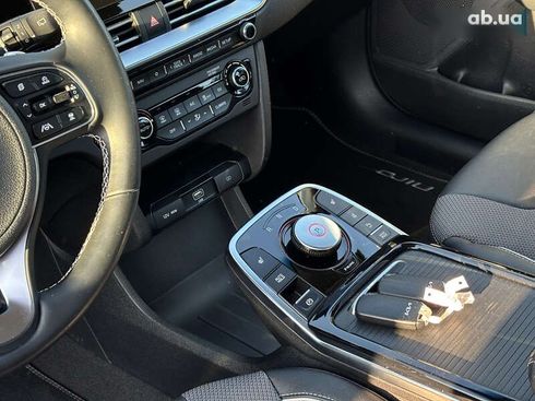 Kia Niro 2022 - фото 11