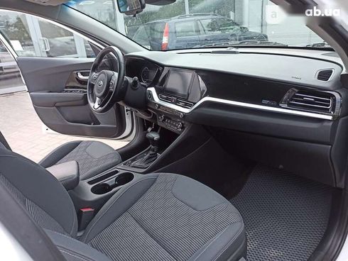 Kia Niro 2021 - фото 12