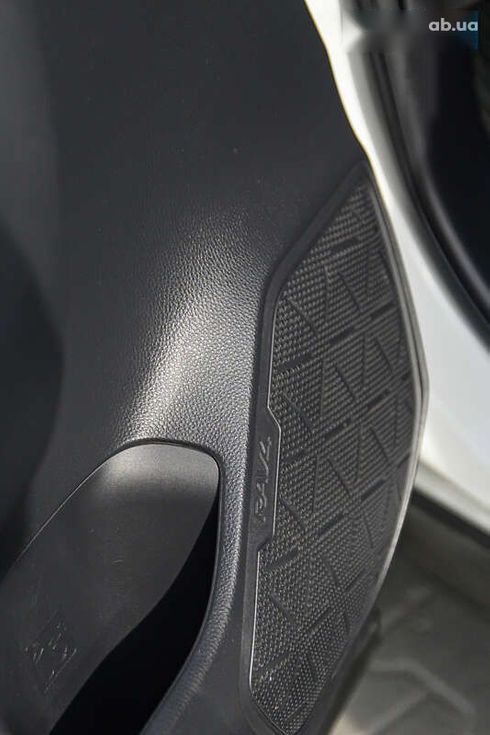 Toyota RAV4 2022 - фото 19