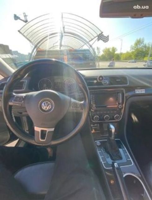 Volkswagen Passat 2013 черный - фото 6