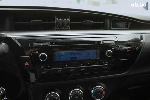 Toyota Corolla 2013 - фото 14