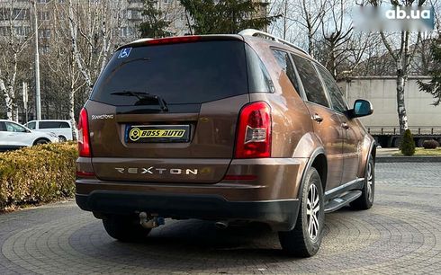 SsangYong Rexton 2015 - фото 7