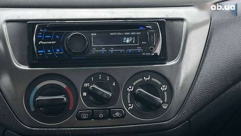 Mitsubishi Lancer 2006 - фото 21