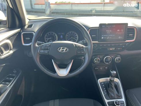 Hyundai Venue 2020 - фото 25