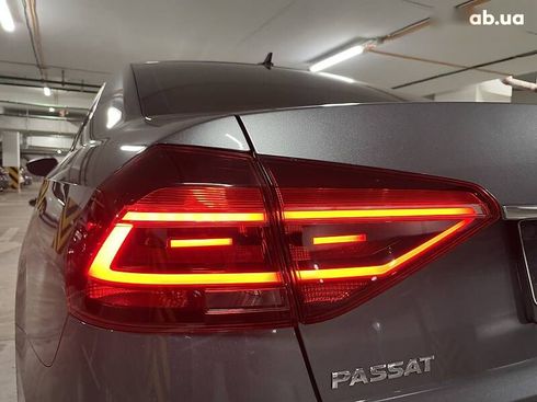 Volkswagen Passat 2017 - фото 23