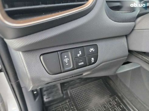 Hyundai Ioniq 2019 - фото 20