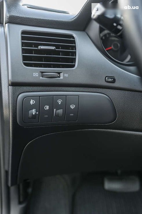 Kia Magentis 2009 - фото 27