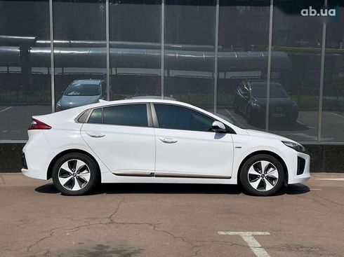 Hyundai Ioniq 2019 - фото 9