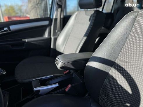 Opel Zafira 2009 - фото 25