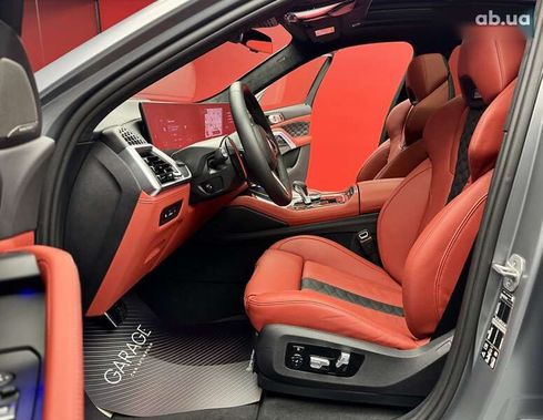 BMW X6 M 2023 - фото 30