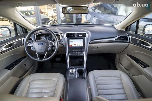 Ford Fusion 2016 - фото 25