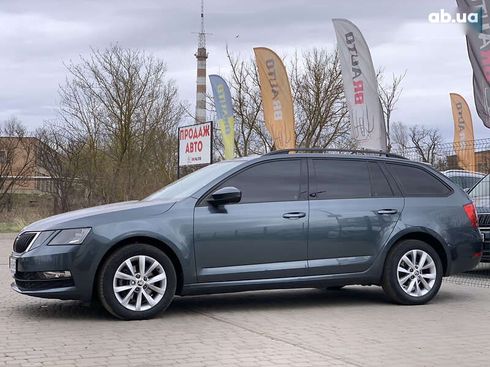 Skoda Octavia 2019 - фото 12