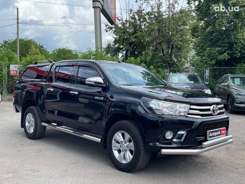 Toyota Hilux 2015 черный - фото 12