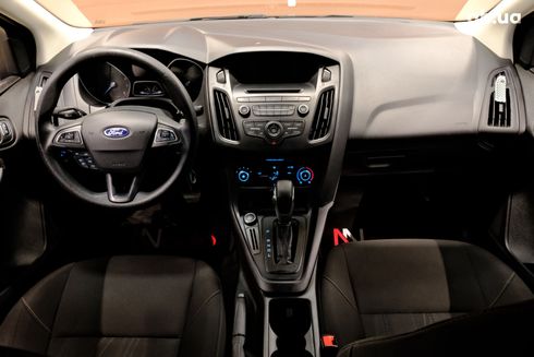 Ford Focus 2018 серый - фото 6