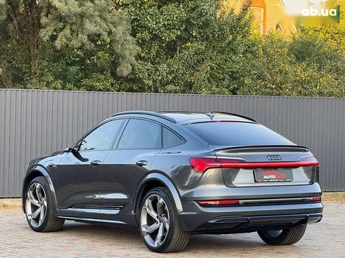 Audi Q4 Sportback e-tron 2021 - фото 6