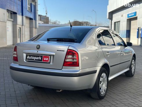 Skoda Octavia 2006 серый - фото 6