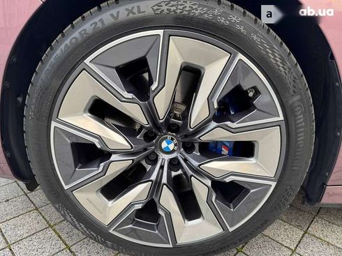 BMW i7 2023 - фото 10