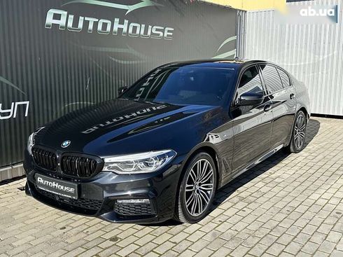 BMW 5 серия 2018 - фото 10