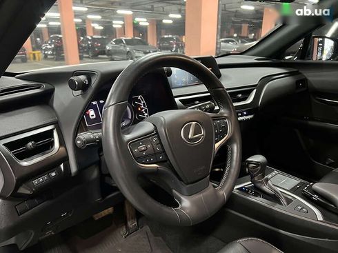 Lexus UX 2021 - фото 25