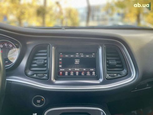 Dodge Challenger 2020 - фото 26