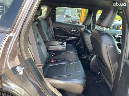 Jeep Cherokee 2019 - фото 24