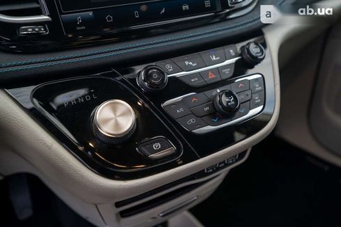 Chrysler Pacifica 2021 - фото 25