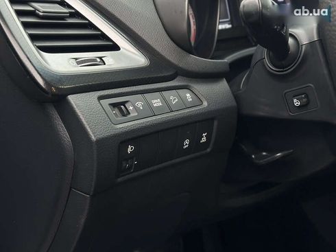 Hyundai Santa Fe 2017 - фото 26