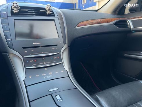 Lincoln MKZ 2013 фиолетовый - фото 22