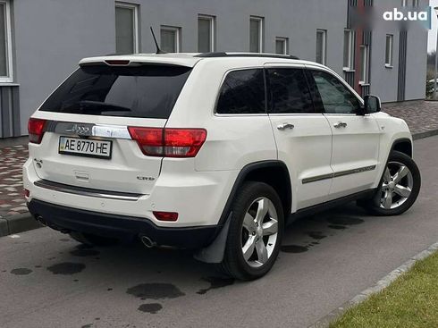 Jeep Grand Cherokee 2012 - фото 4