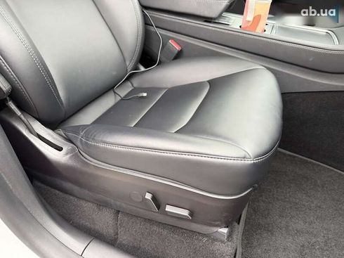 Tesla Model Y 2021 - фото 21