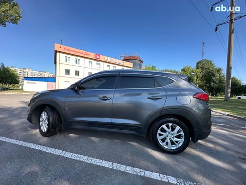 Hyundai Tucson 2019 серый - фото 15