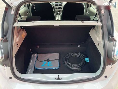 Renault Zoe 2017 - фото 22