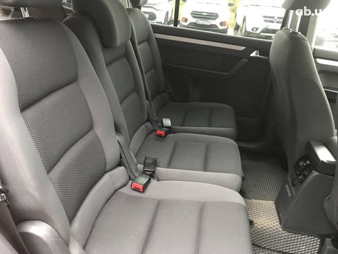 Volkswagen Touran 2013 черный - фото 15