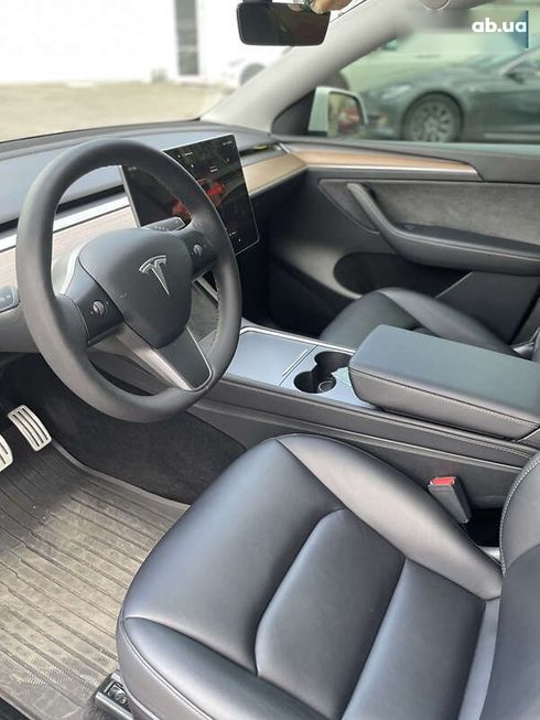 Tesla Model Y 2022 - фото 13