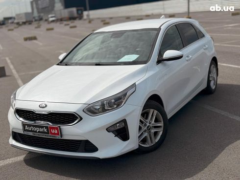 Kia Cee'd 2019 белый - фото 4