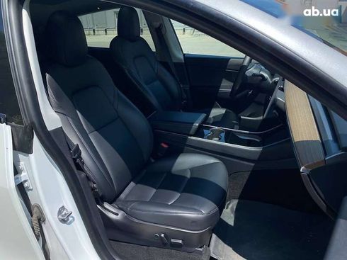 Tesla Model Y 2021 - фото 24