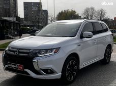 Продаж вживаних Mitsubishi Outlander в Львівській області - купити на Автобазарі