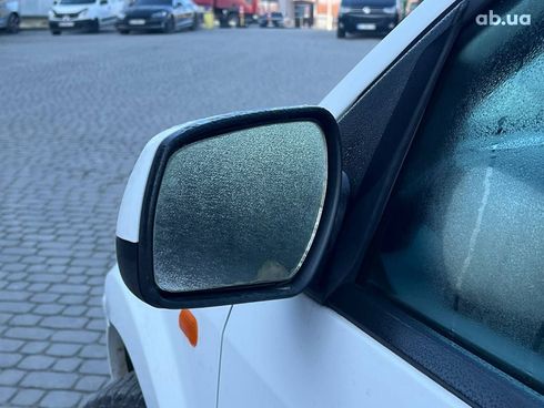 Ford Fusion 2011 белый - фото 14