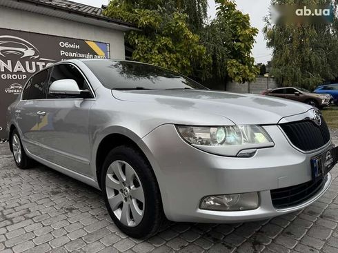 Skoda Superb 2012 - фото 20
