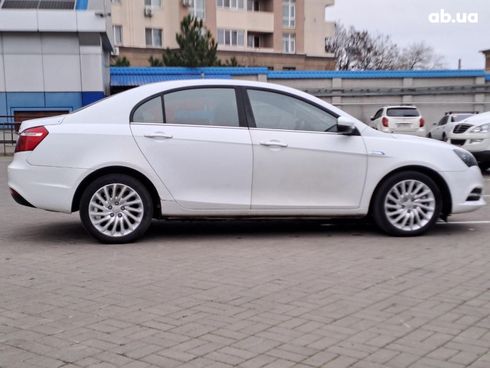 Geely Emgrand GT 2017 белый - фото 4