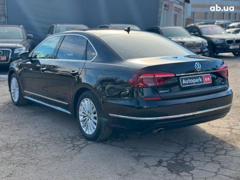 Volkswagen Passat 2017 черный - фото 9