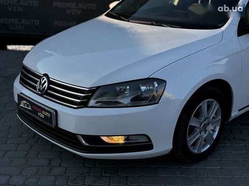 Volkswagen Passat 2011 - фото 2