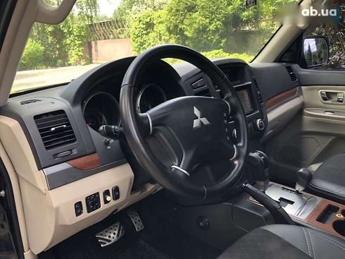 Mitsubishi Pajero Wagon 2007 - фото 9