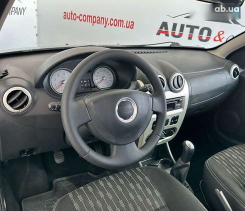 Dacia Sandero 2012 - фото 10
