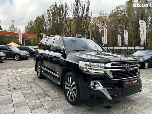 Toyota Land Cruiser 2016 - фото 10