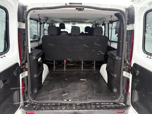 Renault Trafic 2019 белый - фото 34