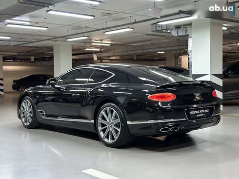 Bentley Continental GT 2020 - фото 15